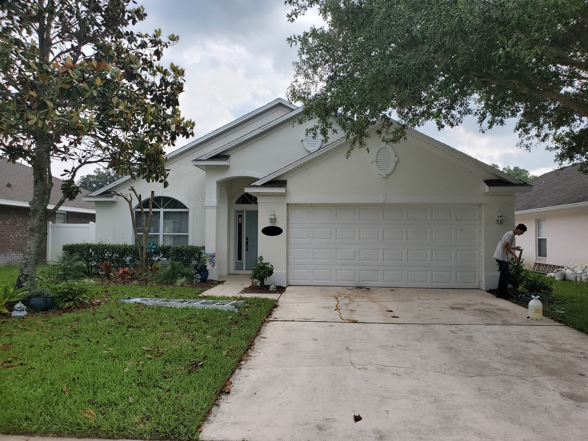 Exterior surface before spray and back roll method